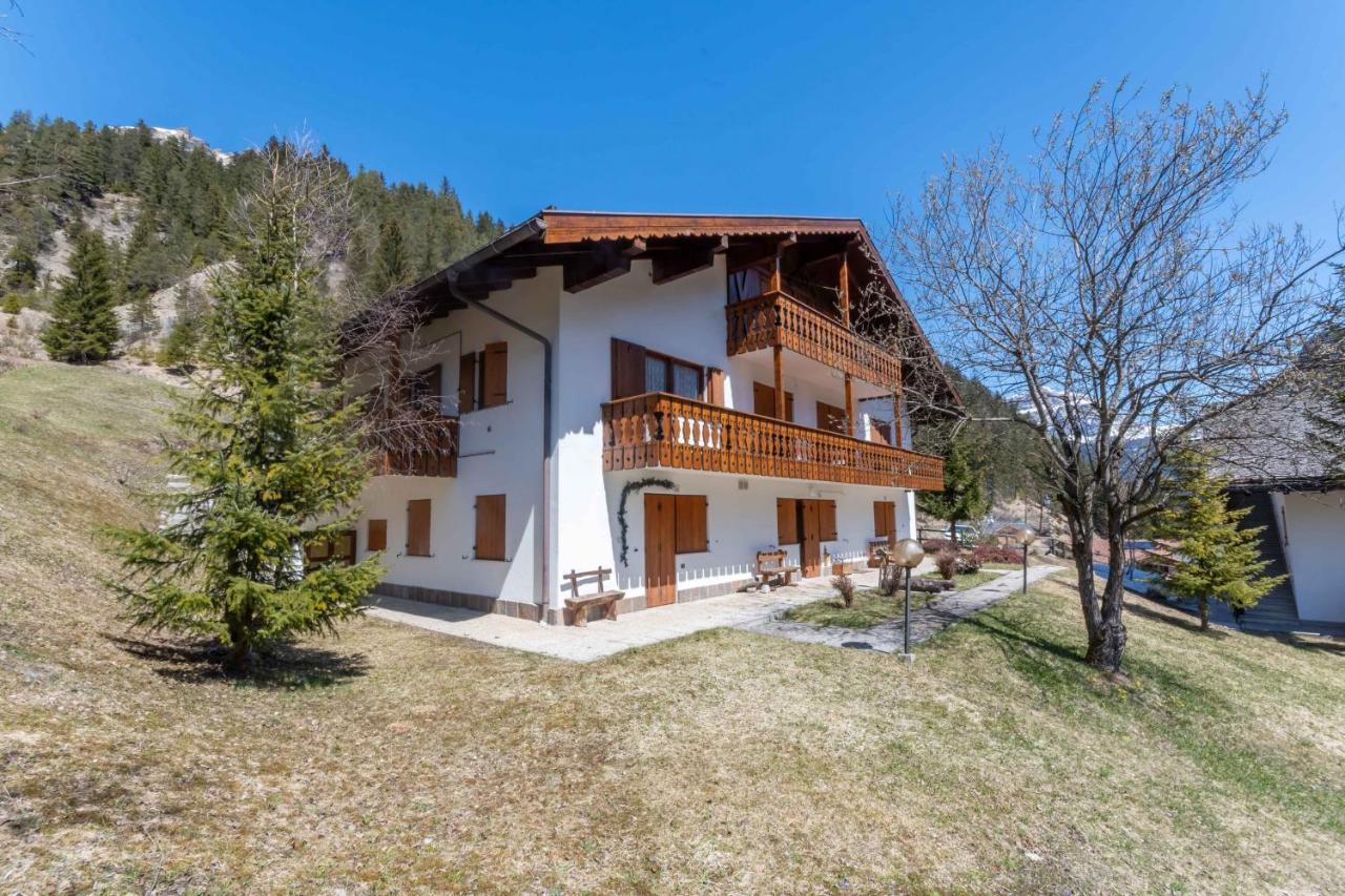 Dimora Al Villaggio Campestrin Exterior photo